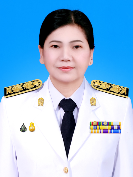 นางรัชนี จันทรา