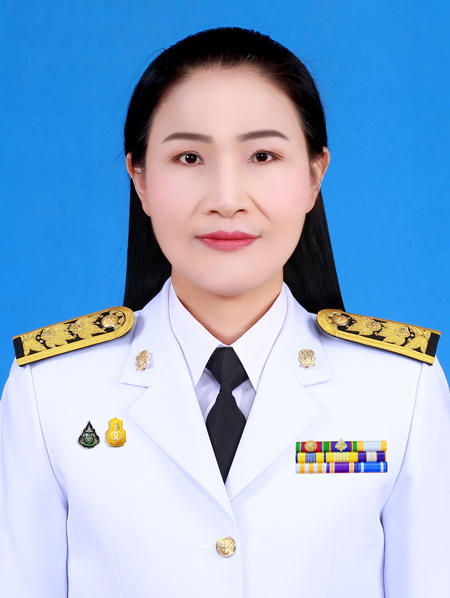 นางอรวรรณ ภูกลาง