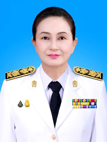 นางณัฏฐิณี พื้นชมภู