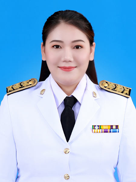 นางสาวภัทรพร ดลเจือ