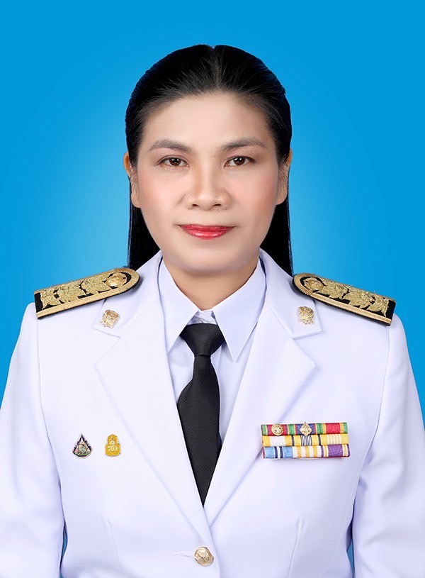 นางพวงพิศ นาไชยโย