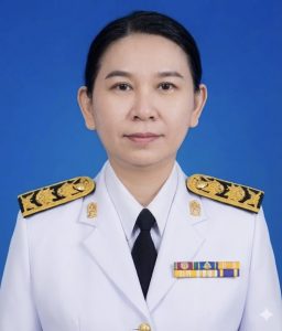 นางสาวธารีณิ แดงน้อย